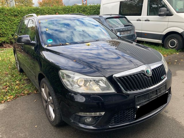 Skoda Octavia Combi RS 2.0/Leder/Xenon/Navi