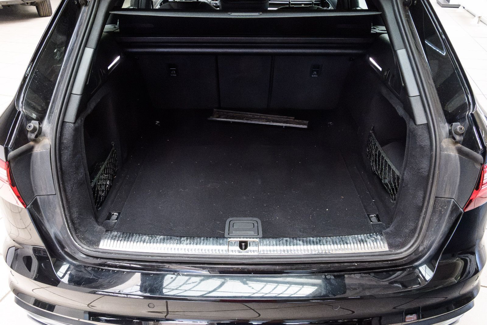 Fahrzeugabbildung Audi A4 Avant 40 TDI quattro advanced + Kamera +