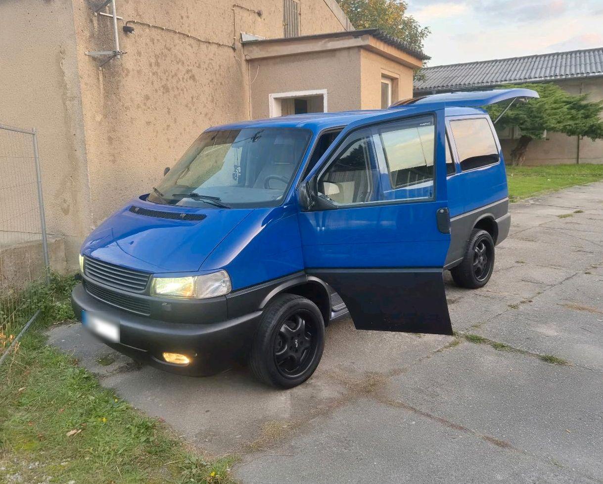 Volkswagen T4 Caravelle