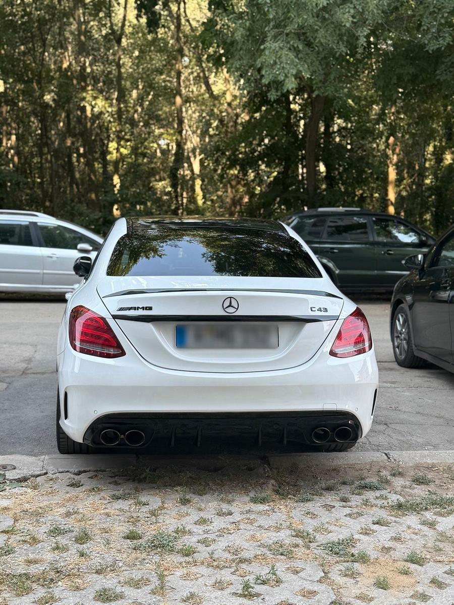 Mercedes-Benz C 200