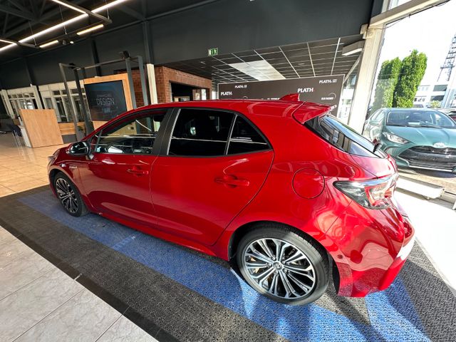 Toyota Corolla  Hybrid Club