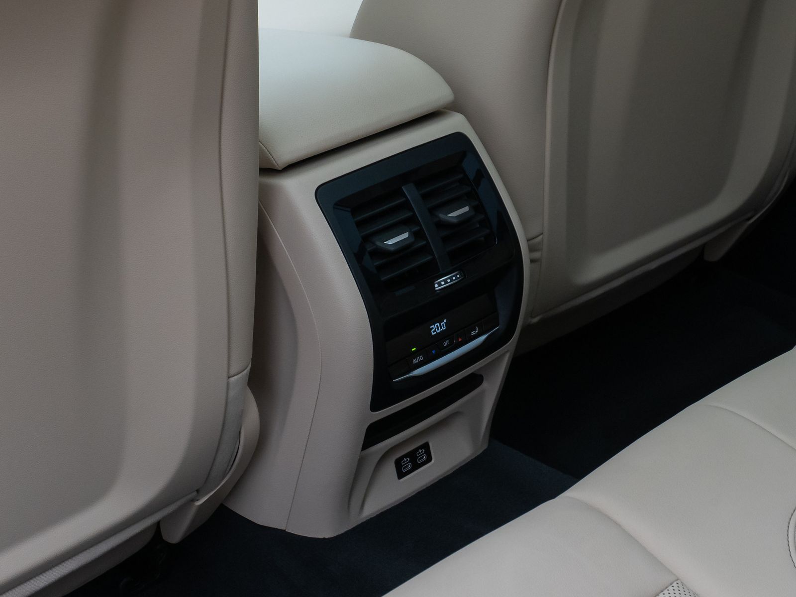 Fahrzeugabbildung BMW X3 xD20i Panorama Kamera DAB CockPit+ LED Sport