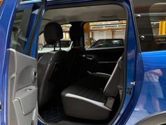 DACIA Lodgy Stepway Plus|7-Sitzer|SHZ|PDC|Kamera|Klima DACIA Lodgy Stepway Plus|7-Sitzer|SHZ|PDC|Kamera|Klima