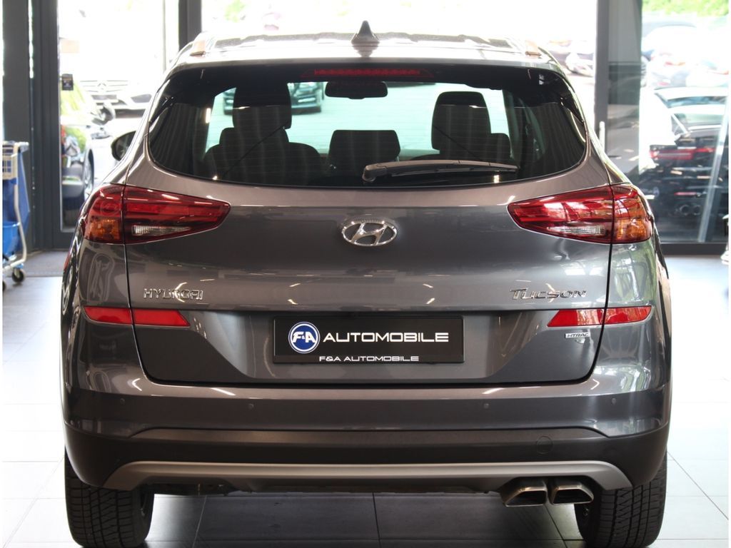 Fahrzeugabbildung Hyundai Tucson Style 4WD 1.6 *Navi*Kamera *LED*