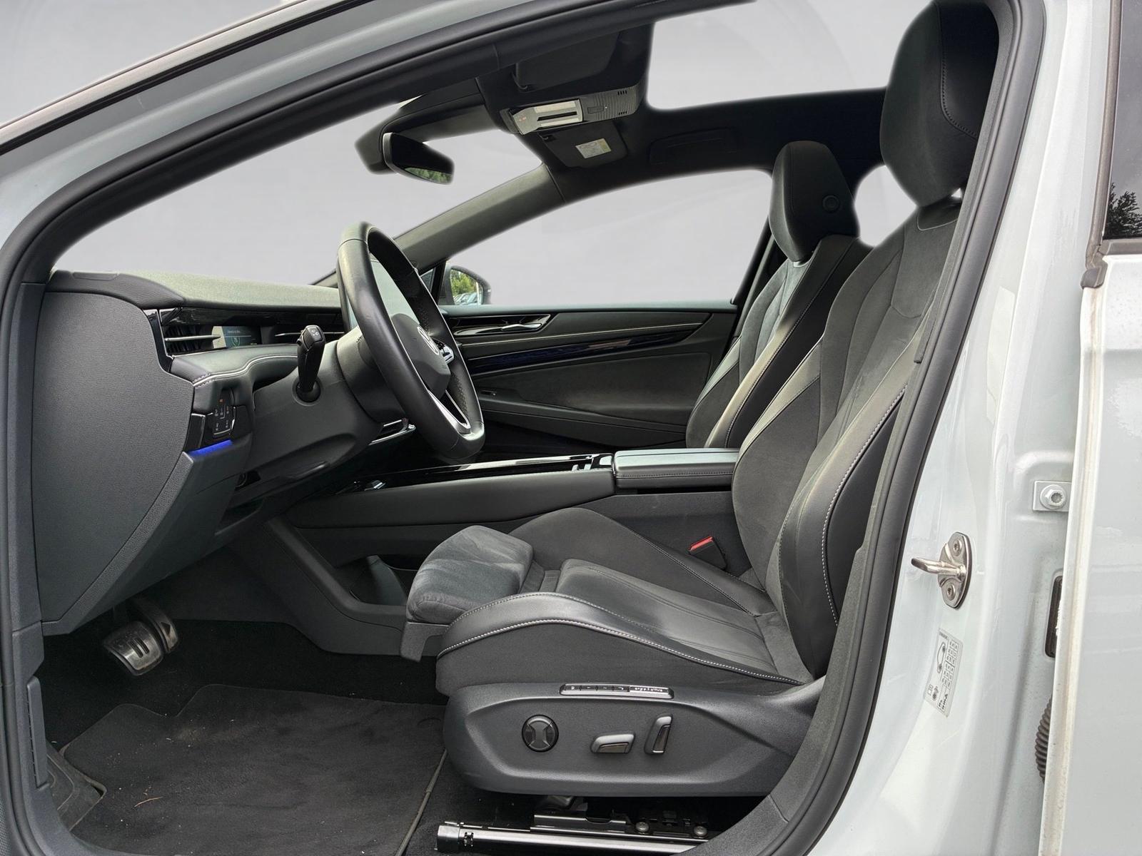 Volkswagen ID.7 Tourer Pro W 360,AHK,HUD,Kamera,LED,Navi,LM