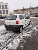 Volkswagen Fox 1.2 - idealer 2. oder Anfänger, Stadtauto - weiße Volkswagen Fox