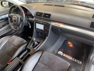 Audi A4 Avant 2.0 TDI quattro *Xenon*Sline*
