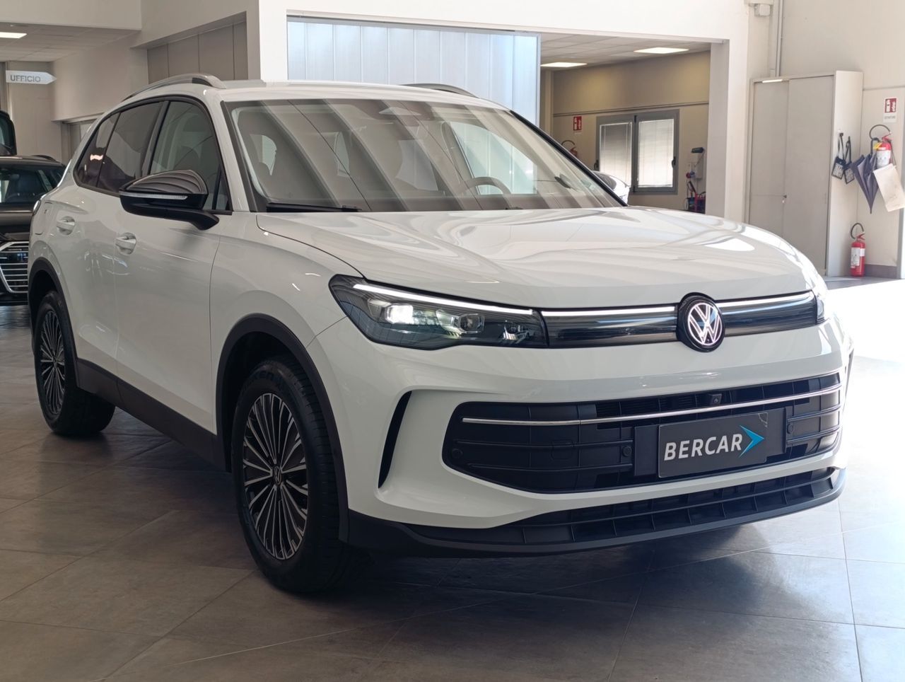 Volkswagen Tiguan 1.5 etsi Life 130cv dsg imagem 3