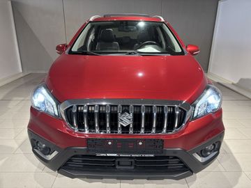 Fotografie des Suzuki (SX4) S-Cross SX4 S-Cross 1.4 Boosterjet Allgrip Automatik Com