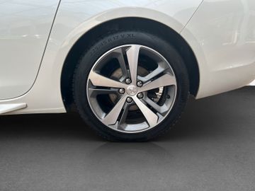 Fotografie des Peugeot 308 SW GT-LineSitzh M+S AHK PANO Massagesitze