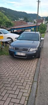 Audi S4 Avant 4.2 V8 2004 - Audi 200 mit Benzin-Antrieb: 20v