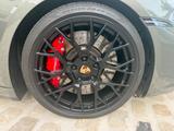 Porsche 992 Targa 4 GTS - Porsche 992: Grün, Cabrio