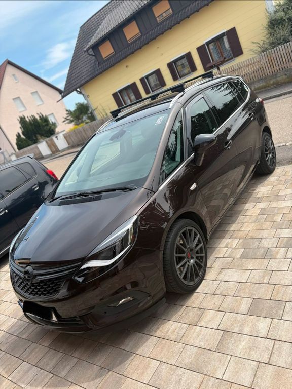 Image of Opel Zafira Tourer