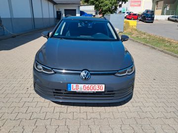 Volkswagen Golf - 8