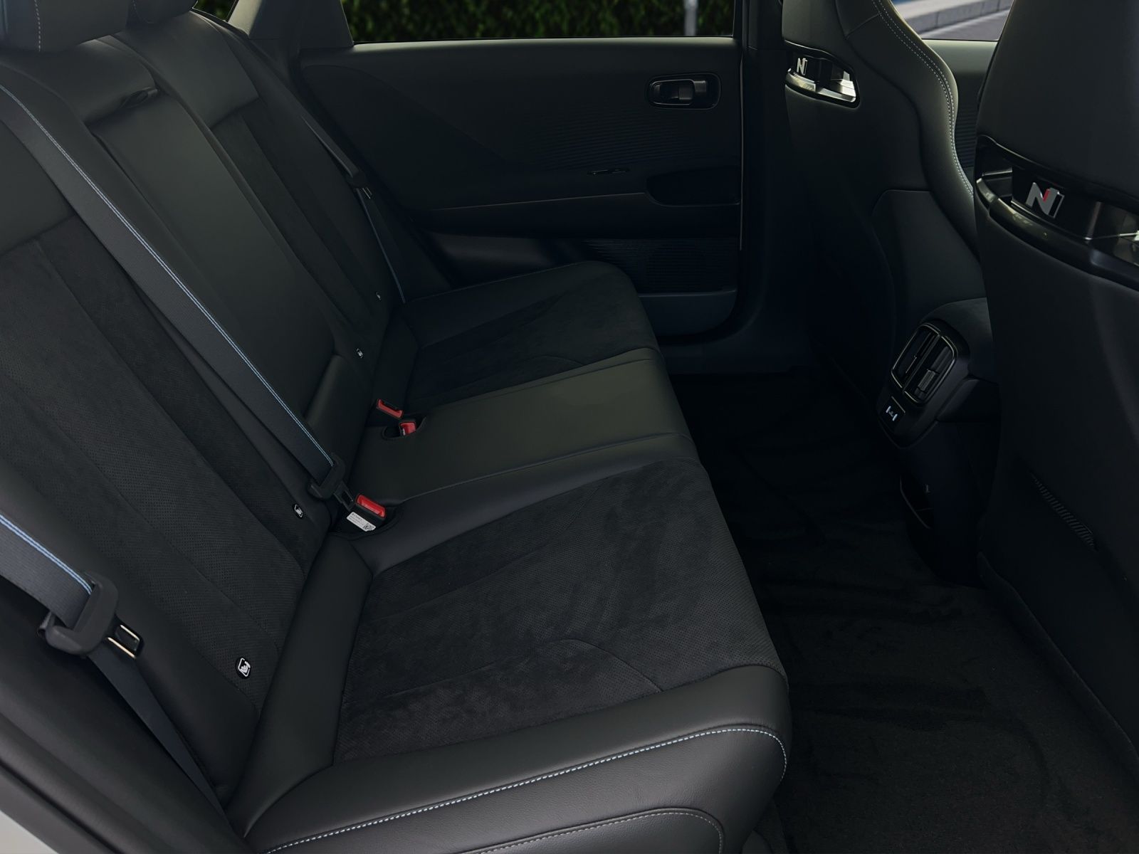 Hyundai IONIQ 6 - Bild 13