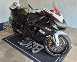 Suzuki GSX-R 750 - SUZUKI GSX R 750
