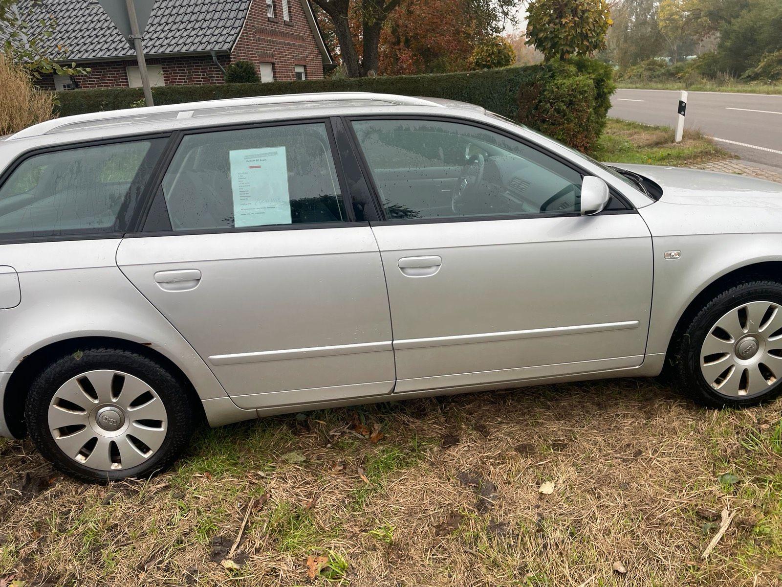 Audi A4 2005 — rear view