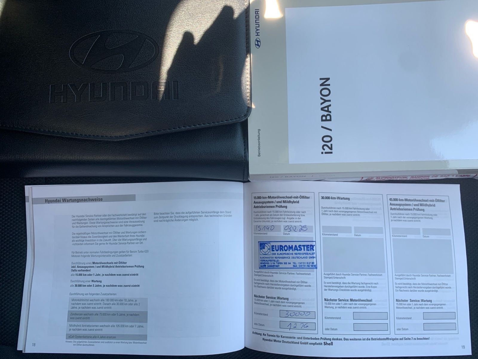 Fahrzeugabbildung Hyundai BAYON 1.0 T-GDI Select Navi Kamera Allwetter