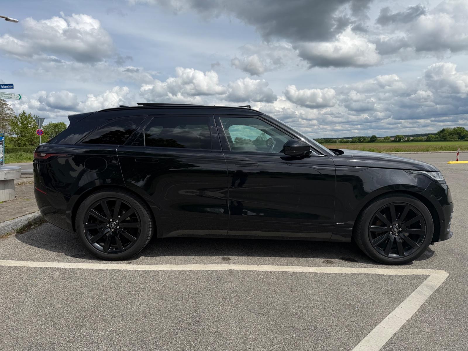 Land Rover Range Rover Velar R-Dynamic SE Pano Meridian