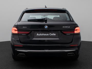 Fahrzeugabbildung BMW 530d xDr Tour Luxury Line ACC H/K Panorama DAB