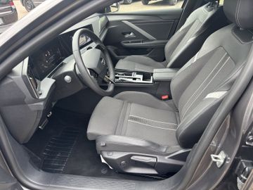 Bild 8 Opel Astra GS AT8/NAVI/SHZ+LHZ/PDC vo+hi+360Cam