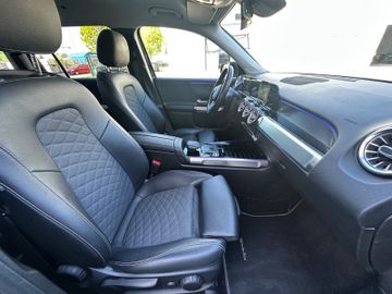 Mercedes GLB 200 - 11