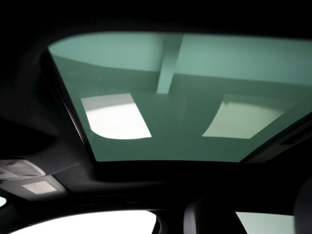 Astra LIM ULTIMATE PHEV AT+LED MATRIX+NAVI+360 G