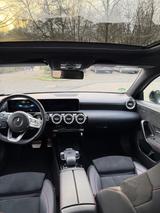 Mercedes-Benz A 250 AMGLine Panoramadach Burmester Soundsystem - Mercedes-Benz A 250 in Düsseldorf