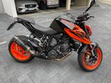 KTM 1290 Super Duke R mit nur 3.200 km - KTM 200