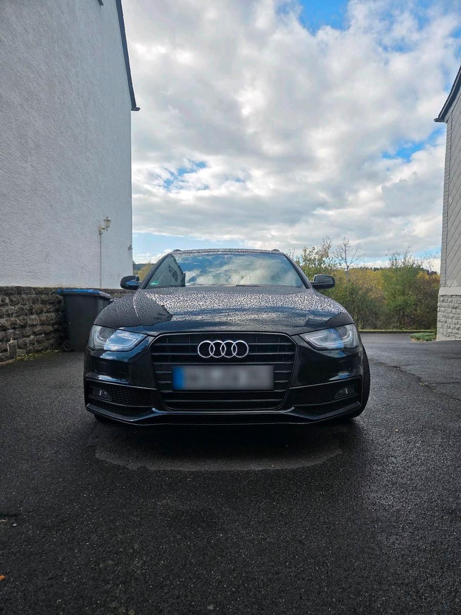 Audi A4 2015 — interior