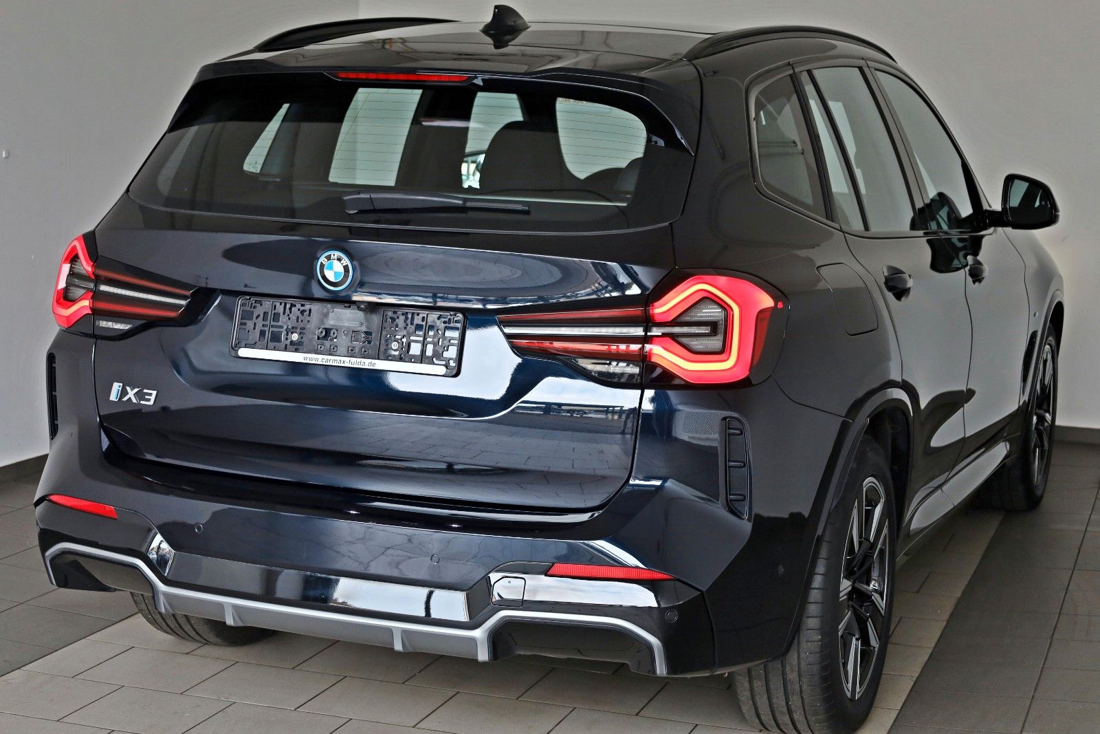Fahrzeugabbildung BMW iX3 Inspiring Leder,Navi,LED,PanDach,SH,Park Pak