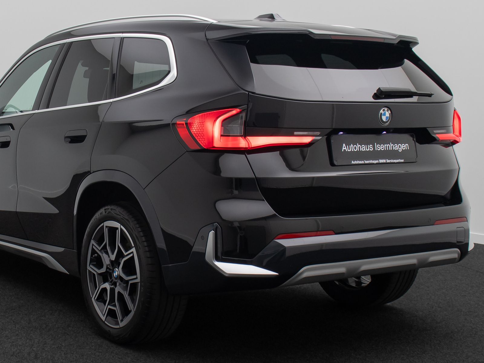 Fahrzeugabbildung BMW X1 sD18d xLine 360° HUD DAB Komfort Panorama 19"