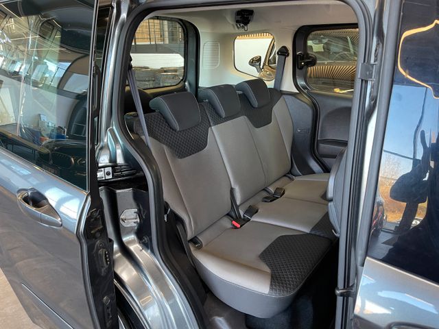 Ford Tourneo Courier Trend *TEMPOMAT*MFL*PDC*NAVI*