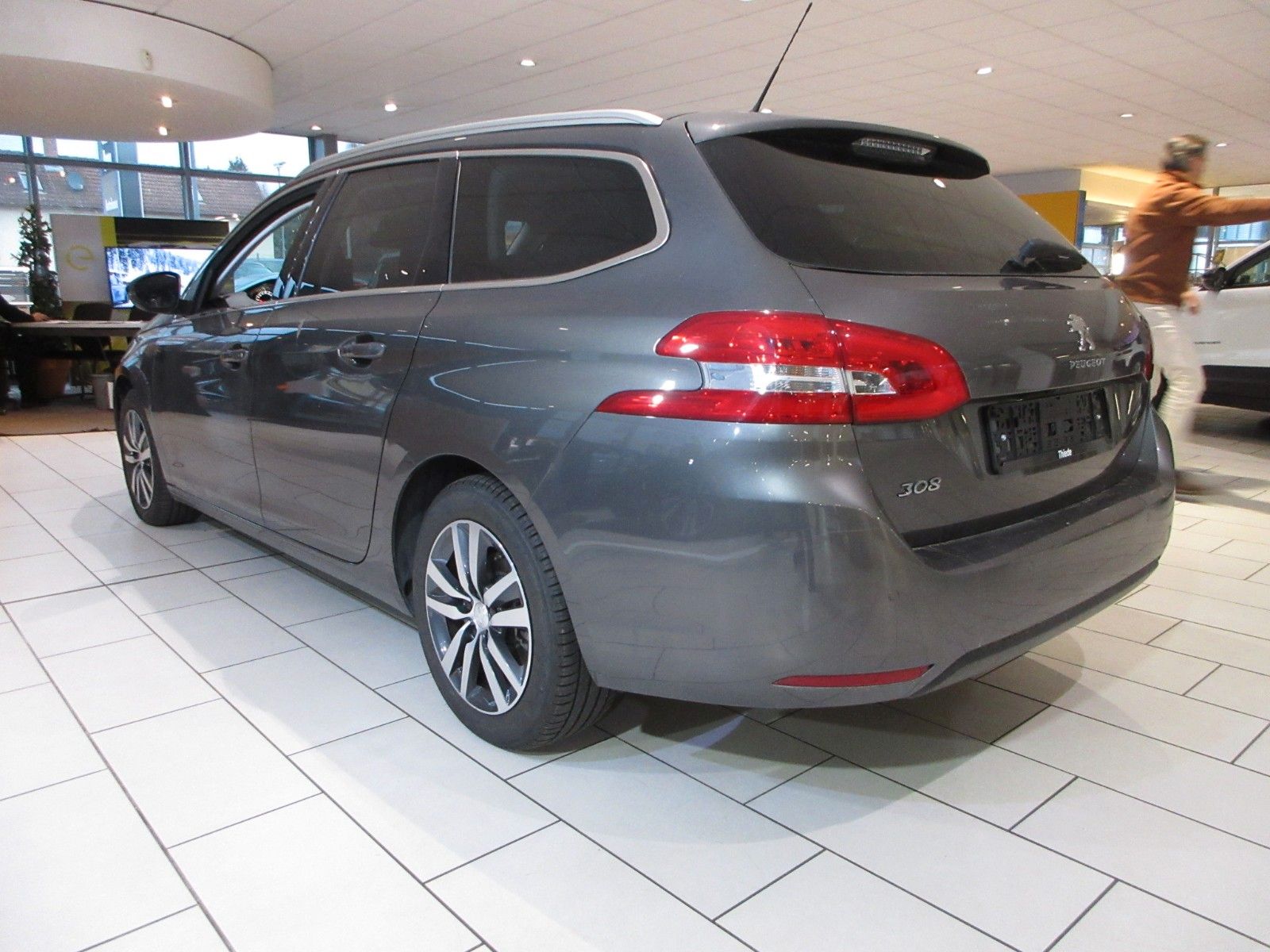 Fahrzeugabbildung Peugeot 308 SW Allure 1.2T LED/NAVI/PDC/R´CAM/BLIS