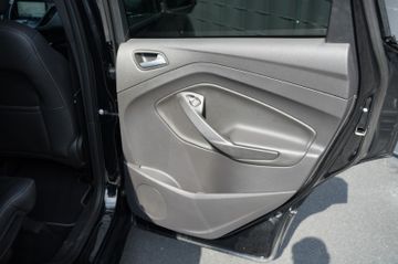 Ford Kuga - 11