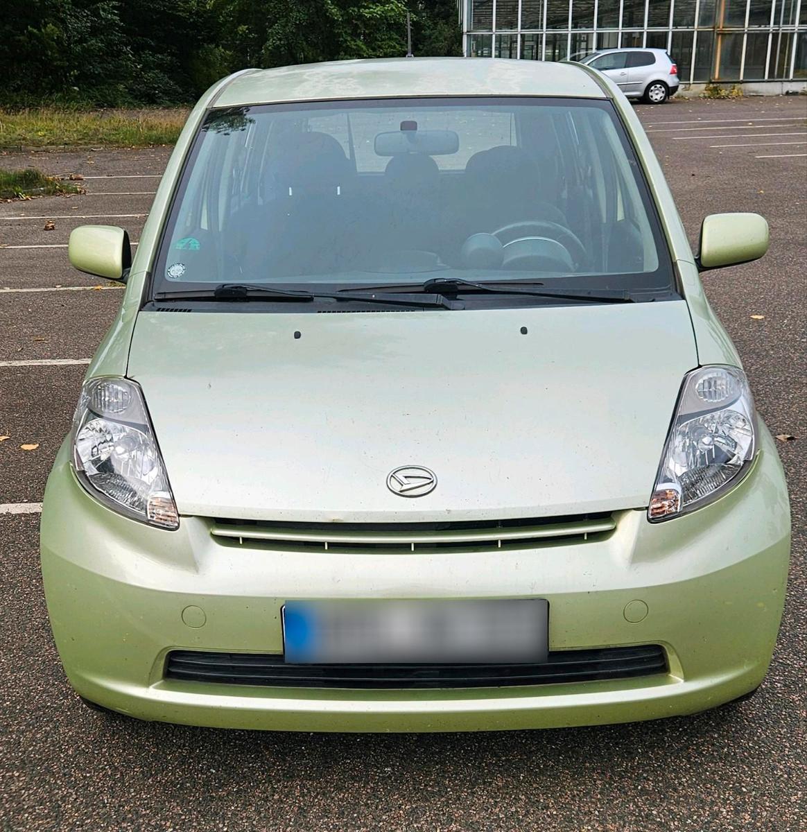 Toyota  2006 — rear view