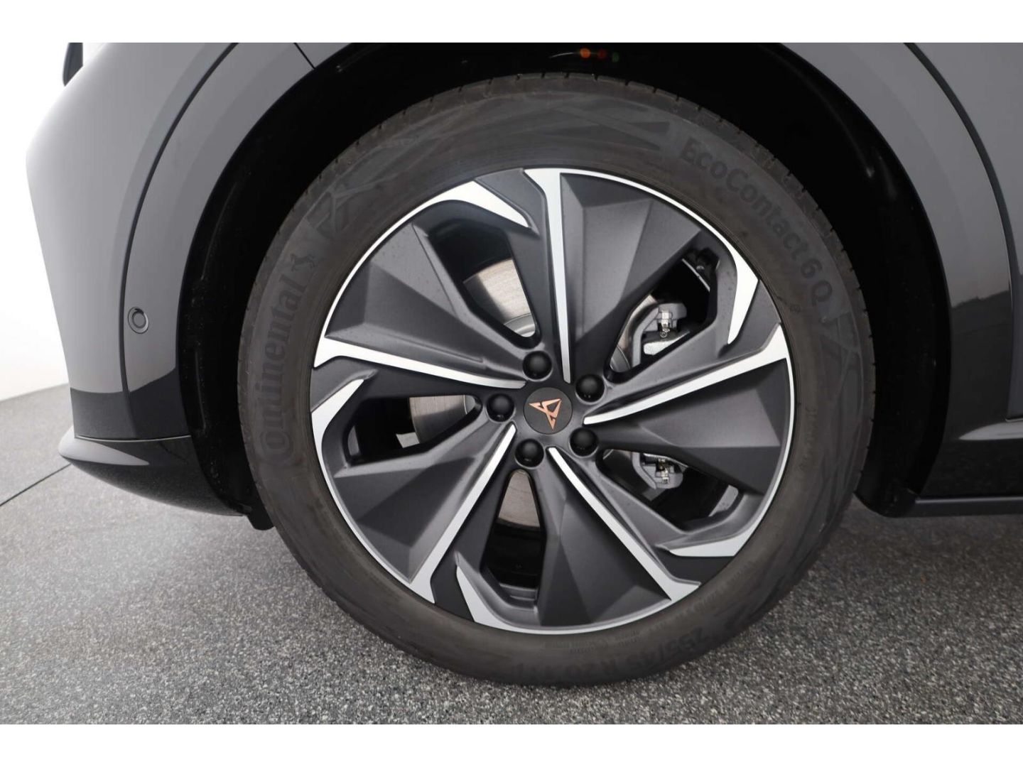Cupra Tavascan - Bild 8