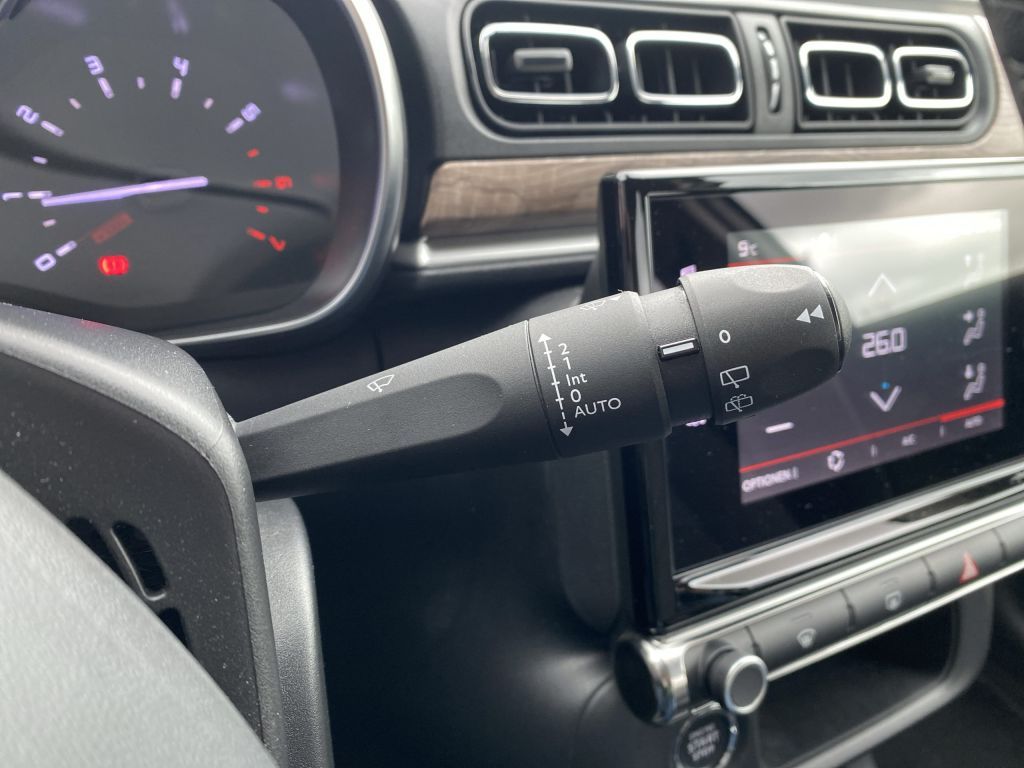 Fahrzeugabbildung Citroën C3 PT 83 S&S MAX *Sitzh*Navi*Cam*Carplay*Touch*