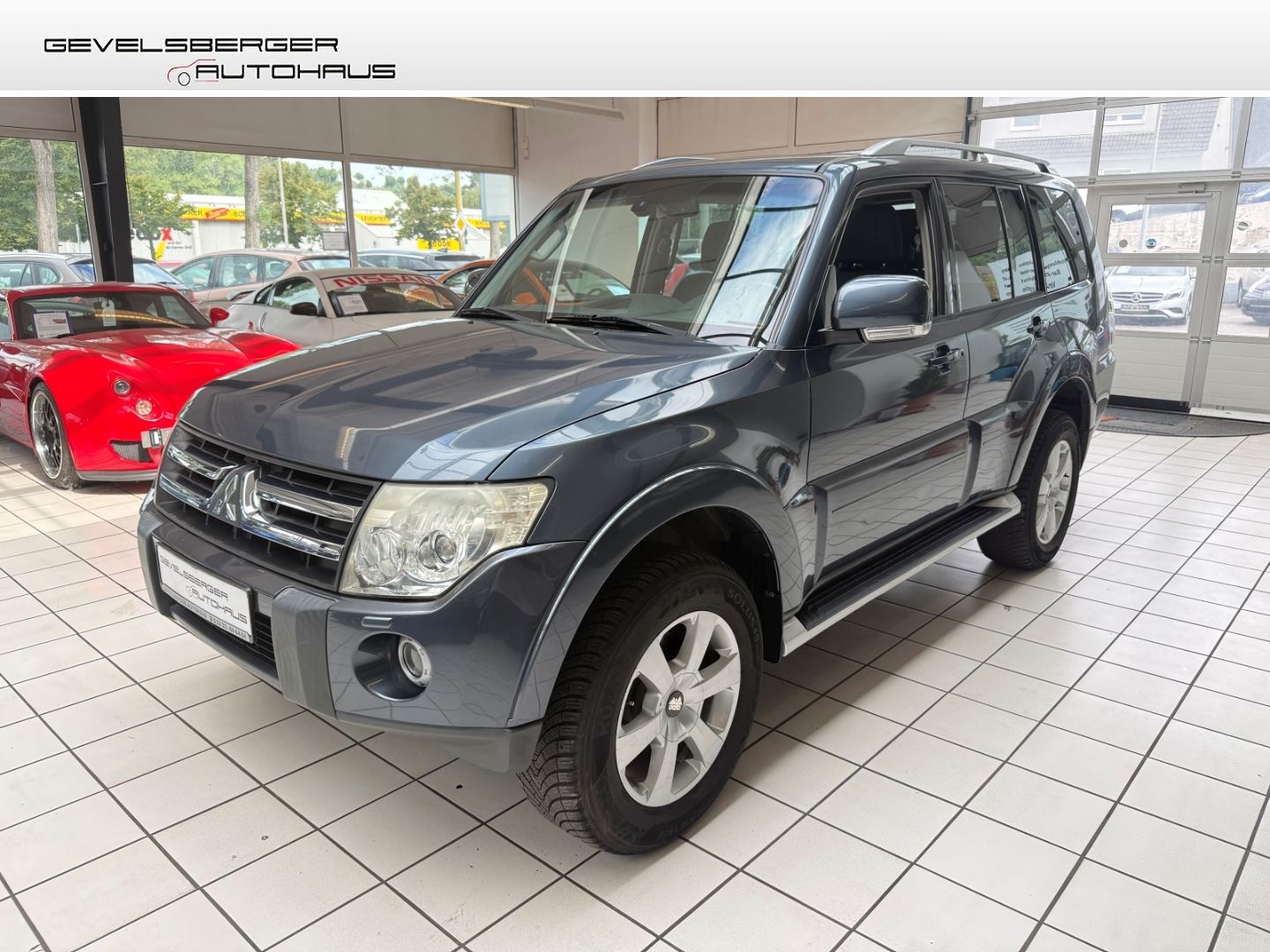 Mitsubishi Pajero 3.2 DI-D Instyle 7-Sitzer TÜV neu Scheckh