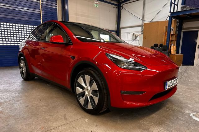 Tesla Model Y Long Range Dual AWD