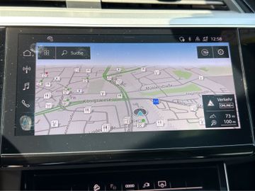 Audi Q8 e-tron - 12