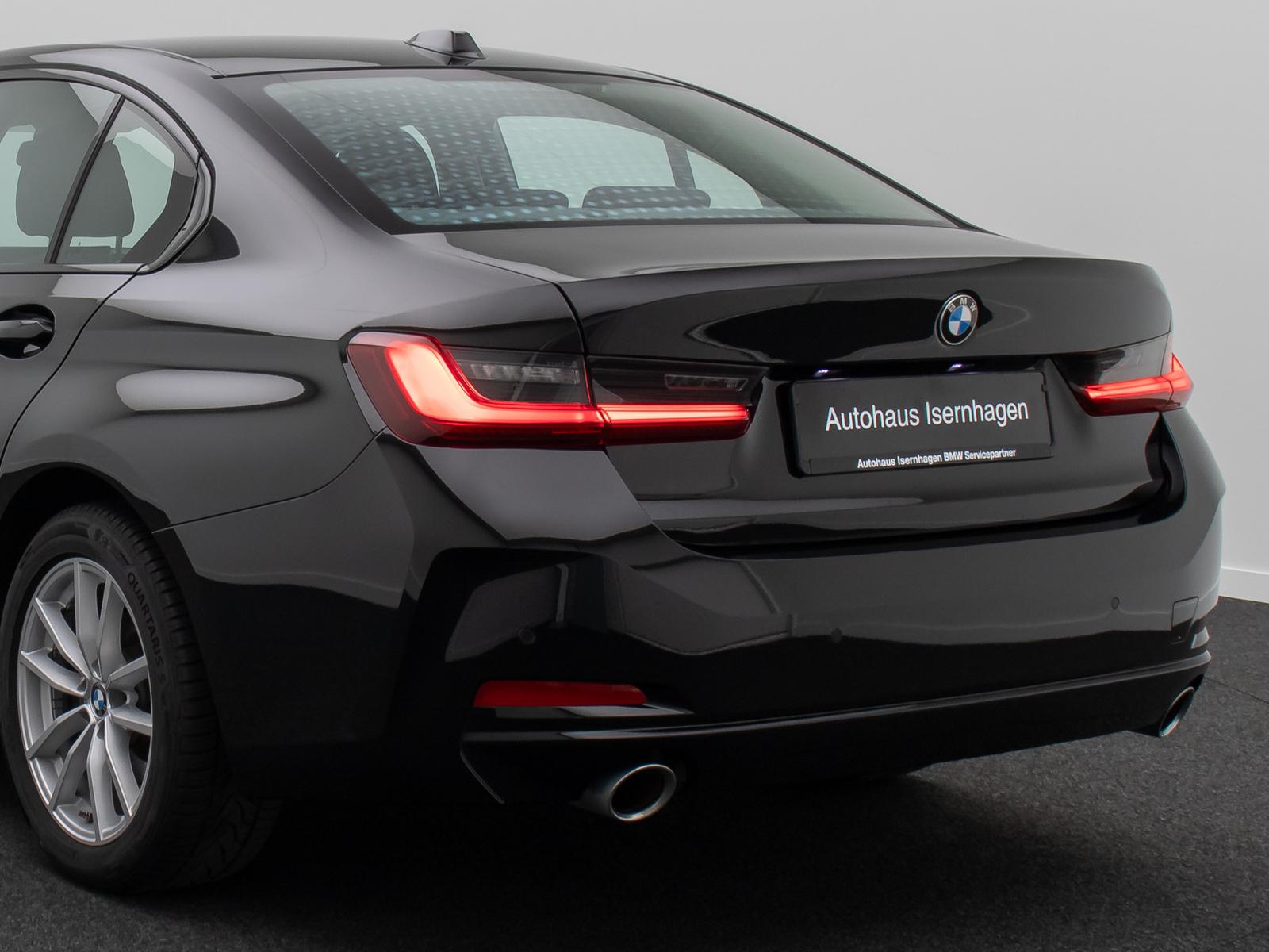 BMW 318i GeschwindigRe DAB PDC CockpitPlus Widscreen