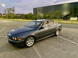 BMW e39 525iA USA - BMW 525 aus 2000: 525i