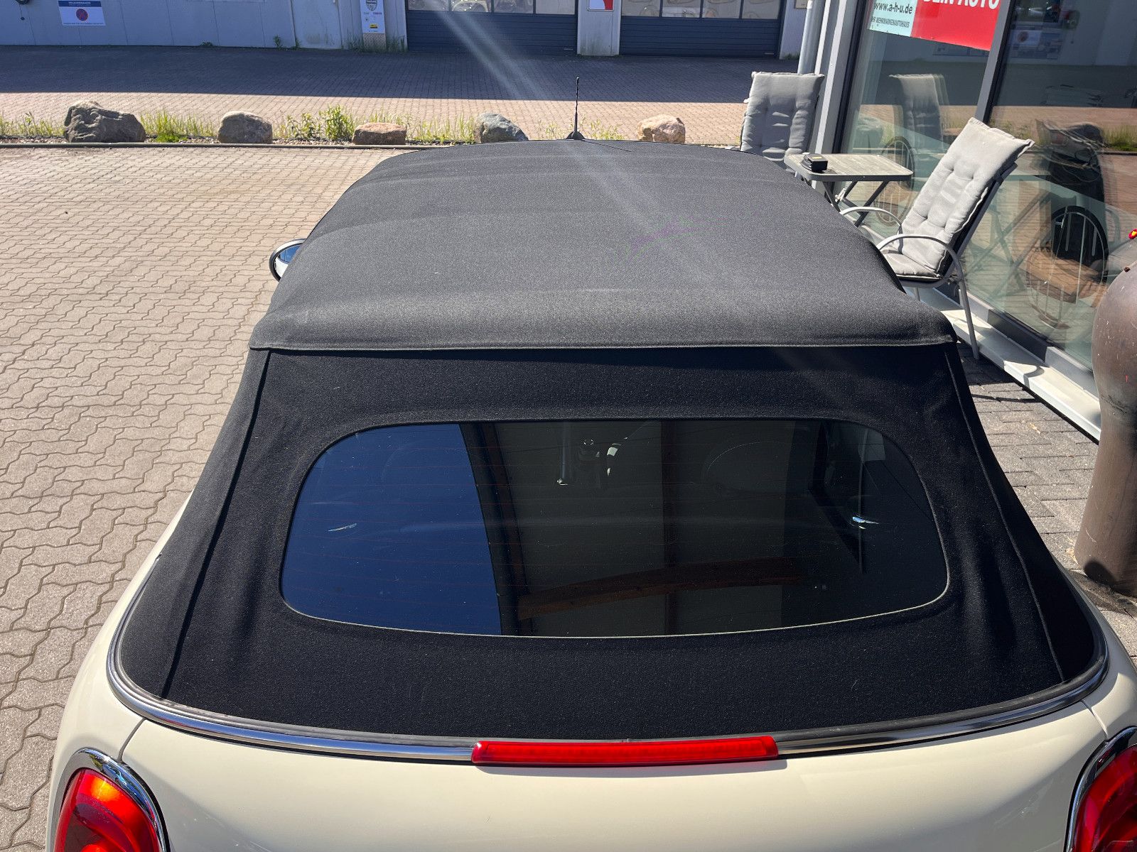 Fahrzeugabbildung MINI One Cabrio