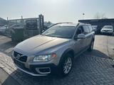 Volvo XC 70 XC70 Kinetic 2WD - Volvo XC70: Kinetic