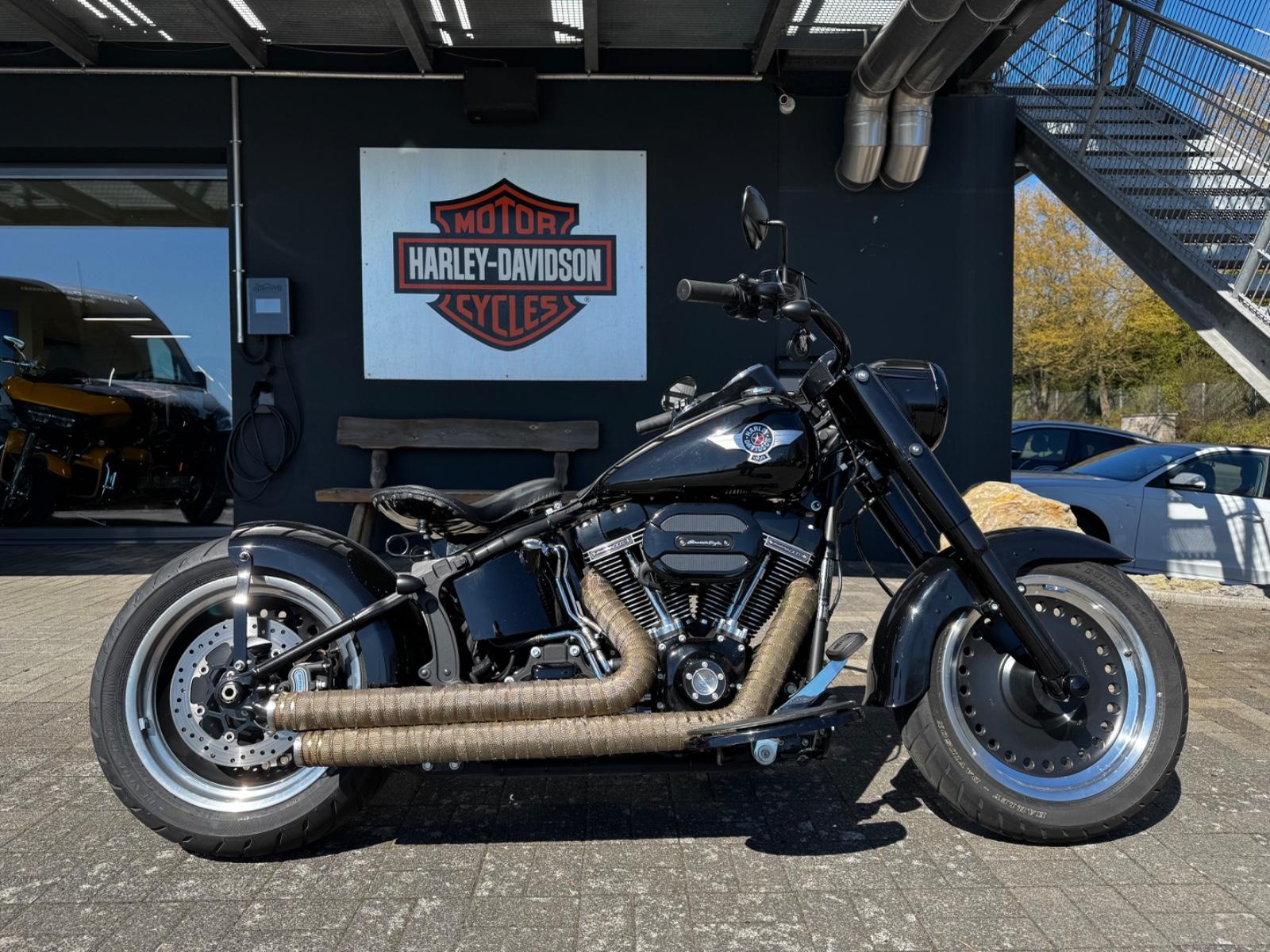 Harley-Davidson Fat Boy S / inkl. Originalteile