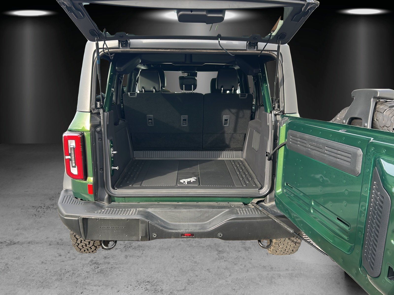 Fahrzeugabbildung Ford Bronco 2.7 EcoBoost Badlands e-4WD/ACC/B&O/CAM/