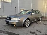 Audi A6 4.2 tiptronic quattro Avant  KW Variante 3 - Audi A6 aus 2002 mit Benzin-Antrieb: Kombi