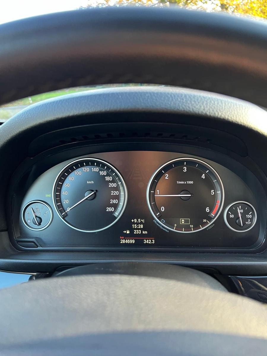 BMW 520 2012 — photo 10