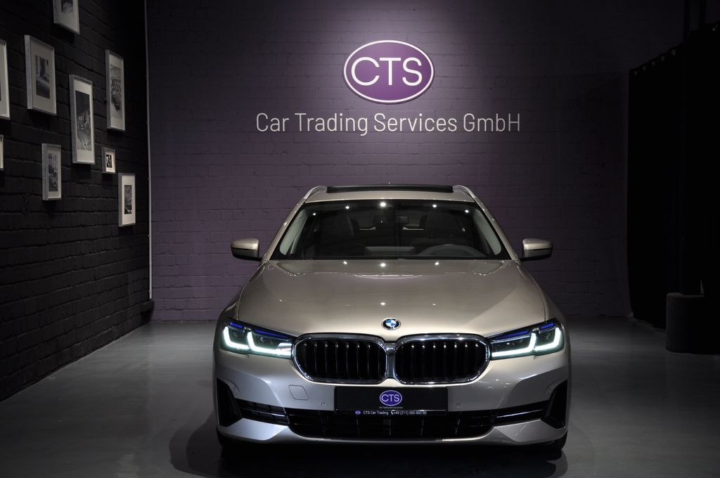 Image of BMW 530